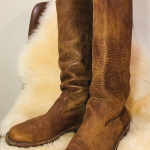 Roots tall low heel leather boot size 10